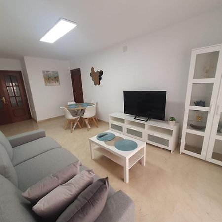 Estacion Del Mar Apartment Малага Екстериор снимка